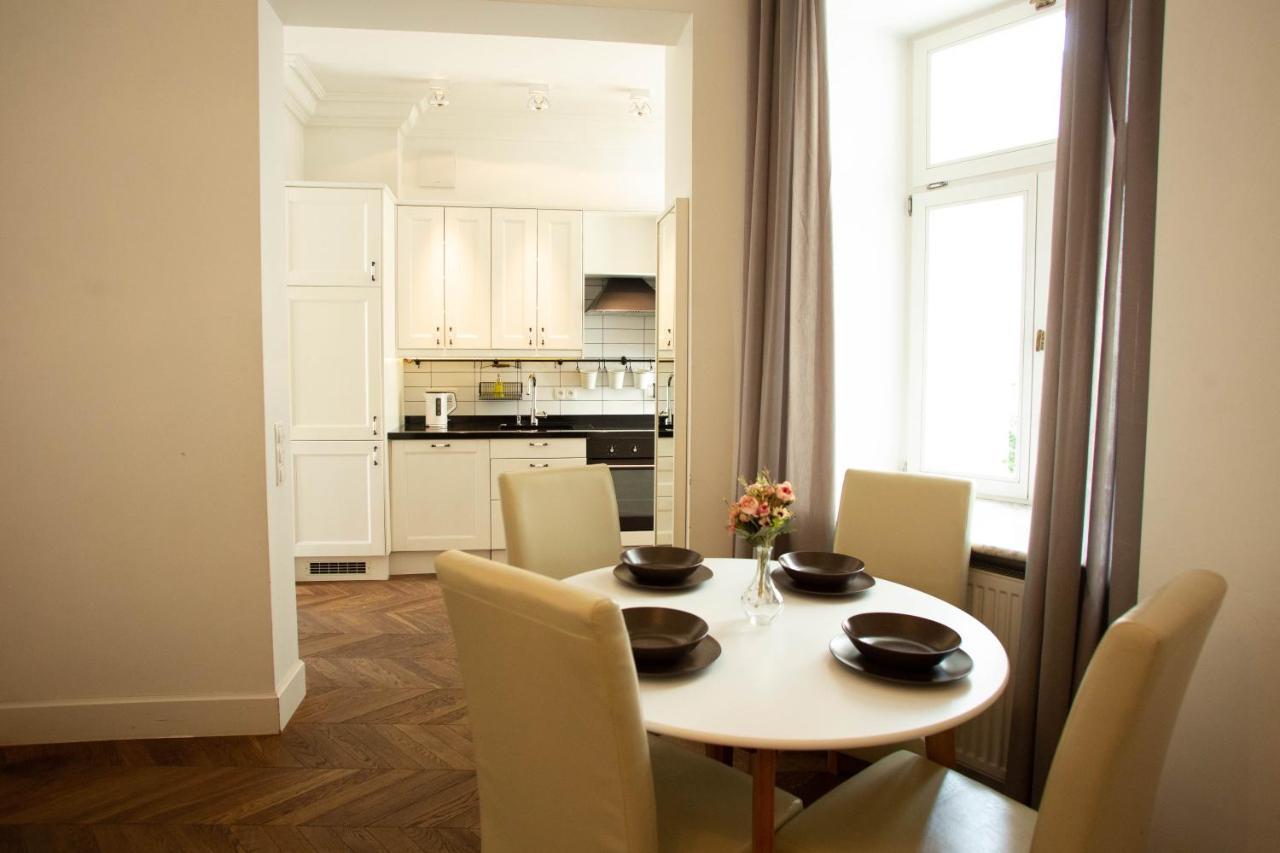 City Center - Golden Apartments - Dobr11A Варшава Экстерьер фото