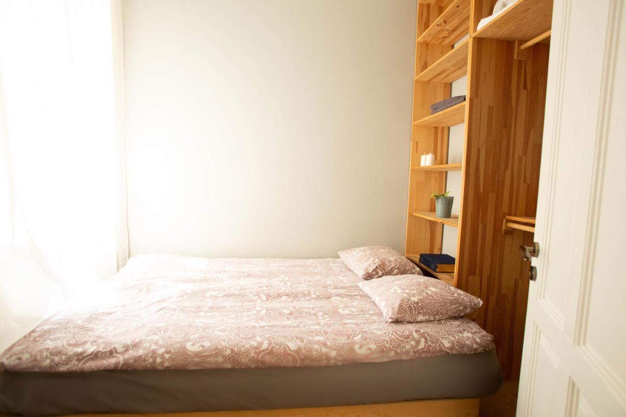 City Center - Golden Apartments - Dobr11A Варшава Экстерьер фото